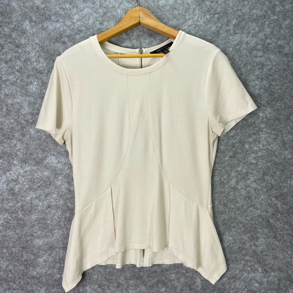 BCBGMAXAZRIA Shirt Womens Medium White Gardenia Peplum Back Zip Stretch Top